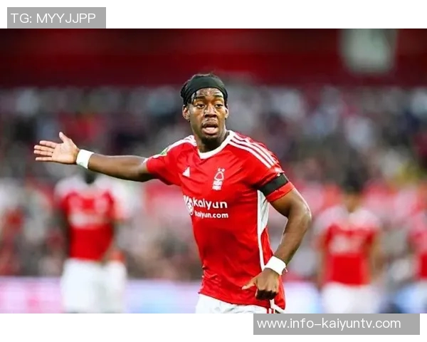 曼联计划引进两名中场球员但非戈麦斯和加拉格尔为首选目标